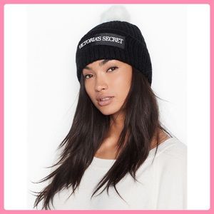 🎁 BIG SALE New Victoria’s Secret Logo Pom-Pom Hat/ Beanie